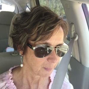 Meet your Posher, Debra